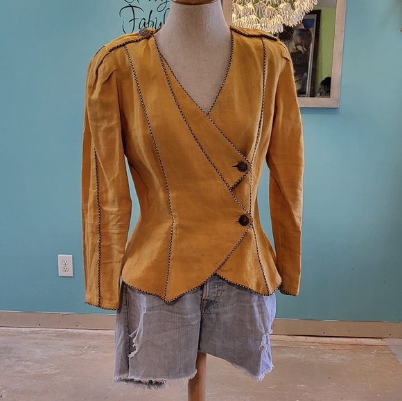 Sexy True Religion Cut-off Denim Shorts - Picture 5 of 5